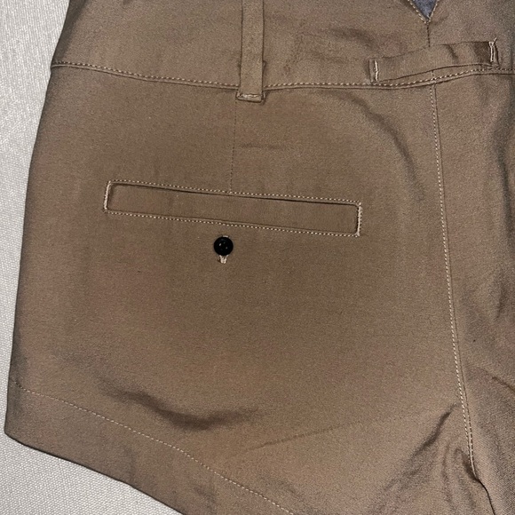Hurley size 0 booty shorts in khaki - Picture 5 of 8